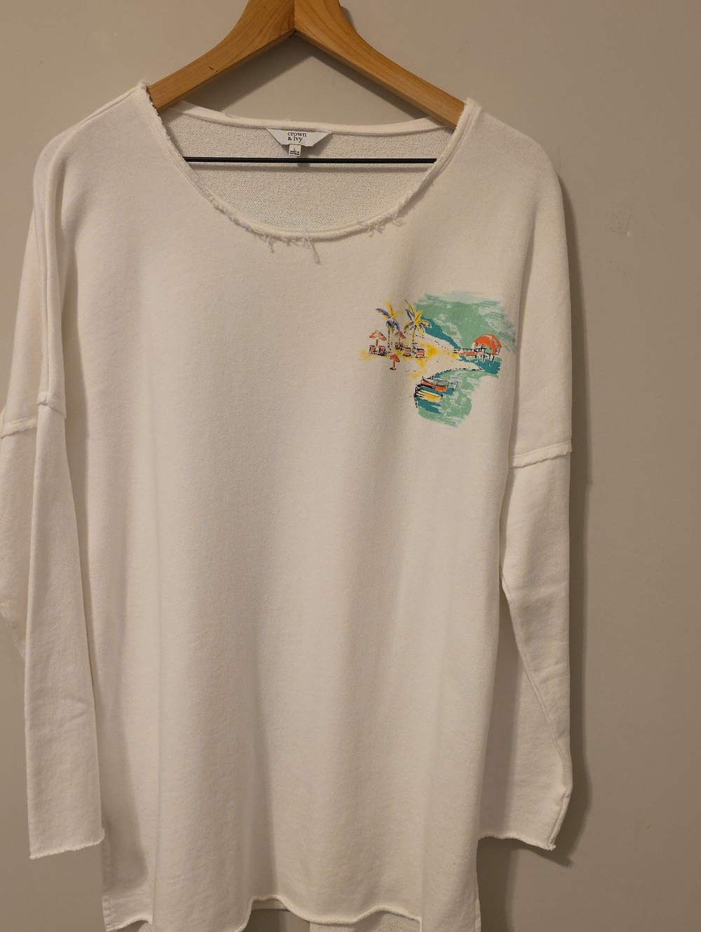 Crown & Ivy Coastal Beach Graphic Cotton Pullover